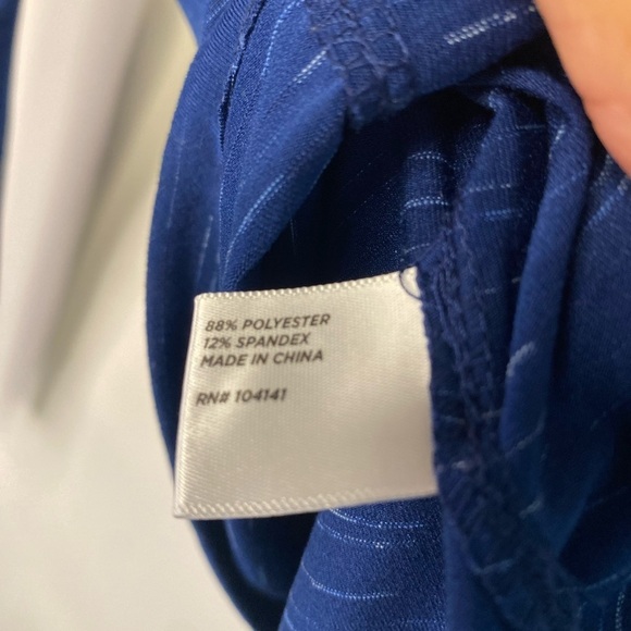 Women's Lady Hagen Blue Quarter Zip Long Sleeve Golf Pull Over Size Small - Picture 13 of 13